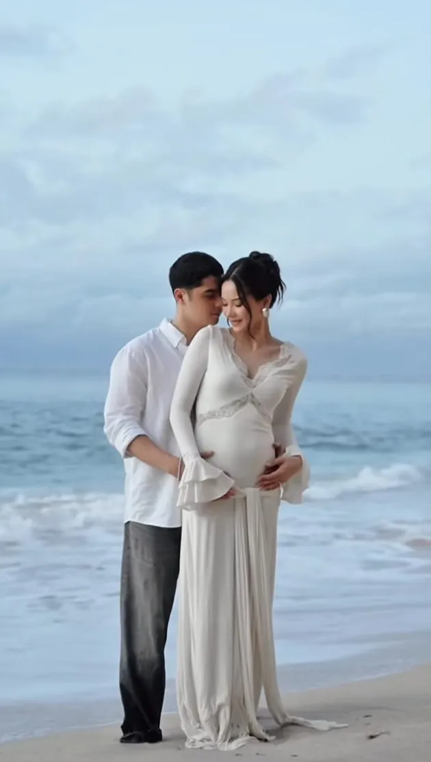 (credit: instagram/alyssadaguise)