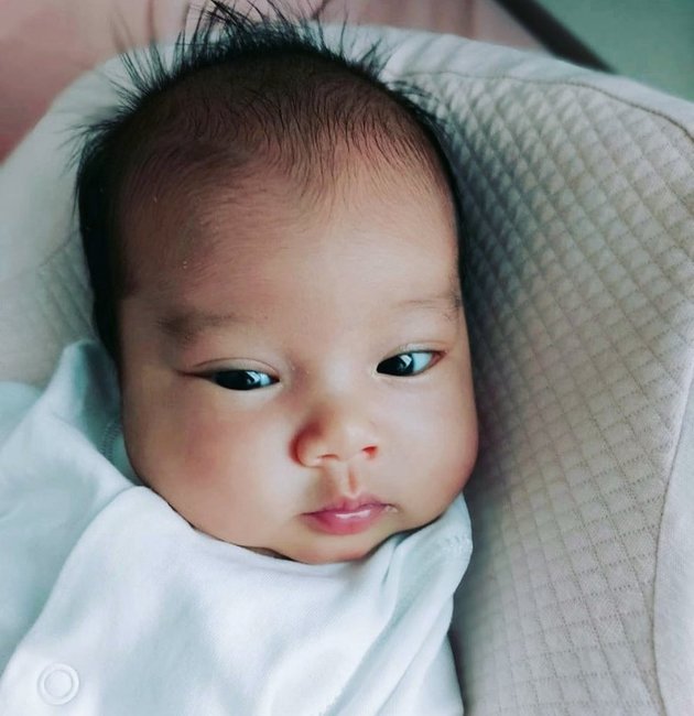 7 Latest Portraits of Baby Korra, Adinda Bakrie's Super Cute and Stylish Child Since Early Age