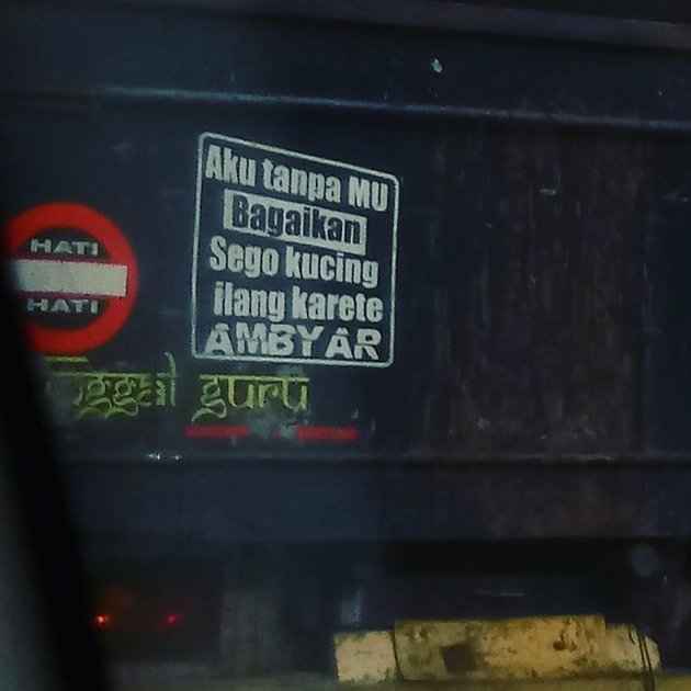 7 Gombal Writings on Trucks That Are Not Romantic But Funny!