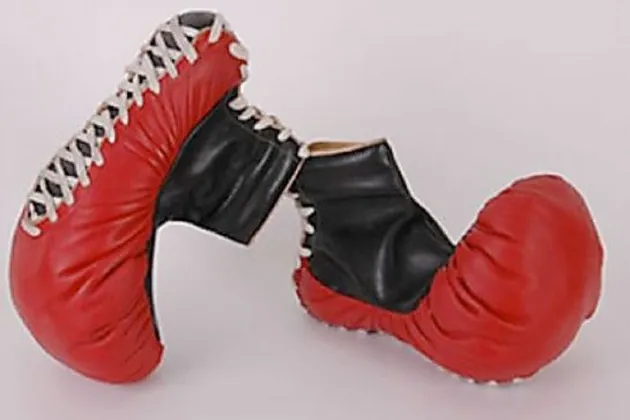 sepatu aneh, desain sepatu aneh, sepatu lucu, sepatu unik