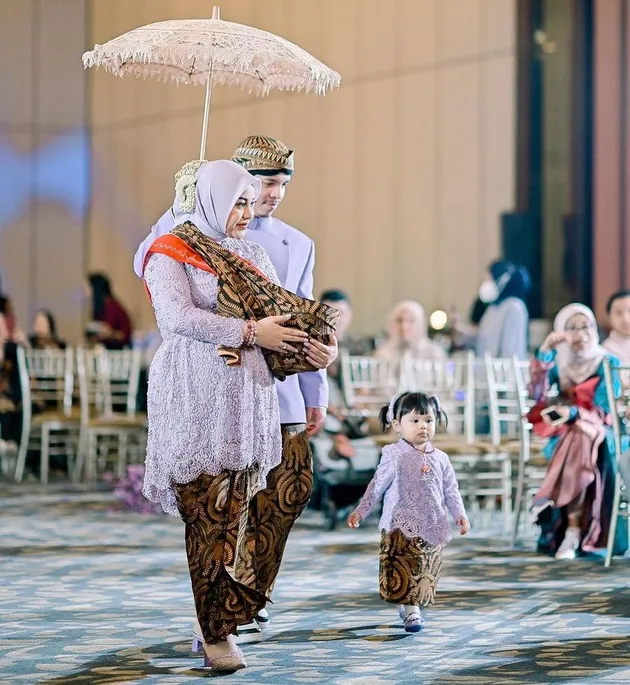 Ameena di Acara 7 Bulanan Aurel Hermansyah