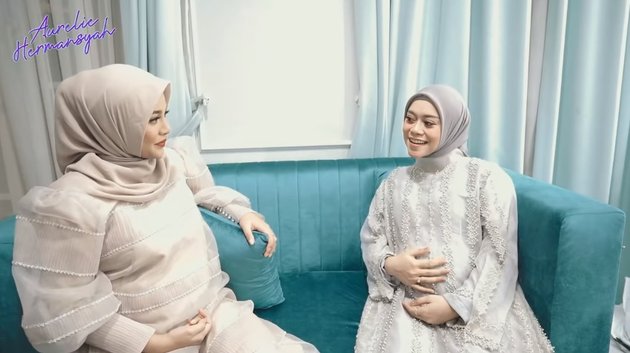 8 Happy Photos of Lesti as a Pregnant Mother, Continuously Caressing Her Big Belly While Appearing on Aurel Hermansyah's Vlog