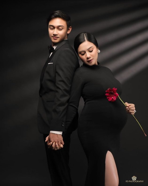 8 Maternity Photos of Felicya Angelista with Caesar Hito, Looking Beautiful Like a Winged Angel - 2 Months Until Giving Birth