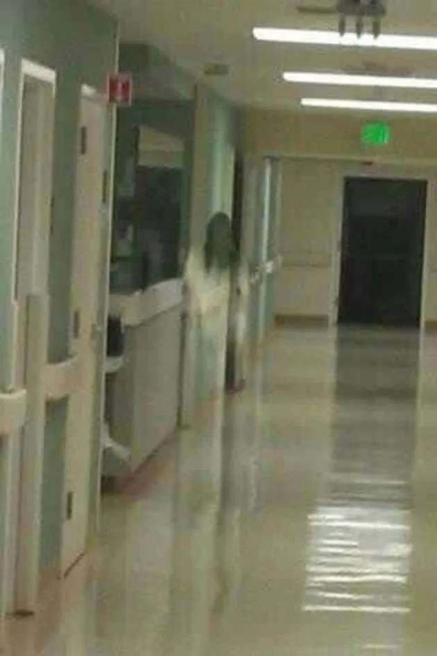 foto hantu, foto penampakan, foto menakutkan