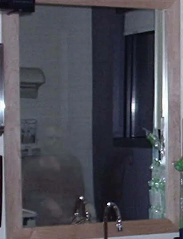 foto hantu, foto penampakan, foto menakutkan