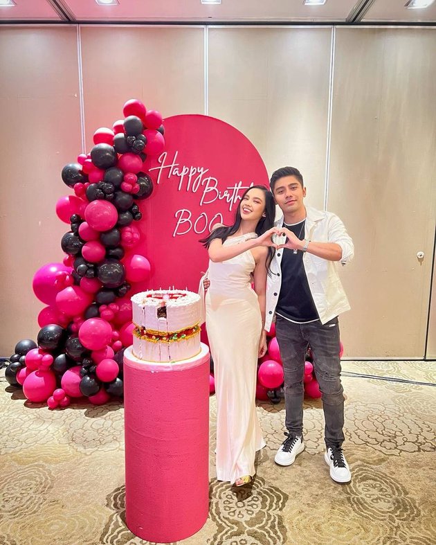 8 Photos of Lyodra's 20th Birthday Celebration, Luxurious in the Ballroom and Intimate with Her Lover