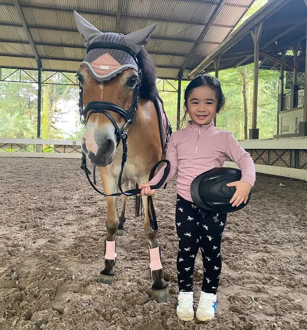 Raqeema anak Nabila Syakieb