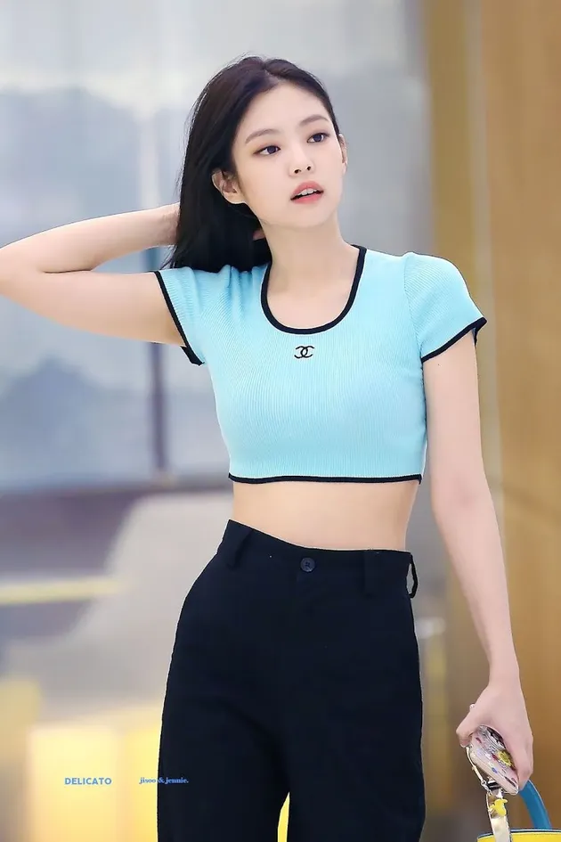 Jennie BLACKPINK Airport Fashion