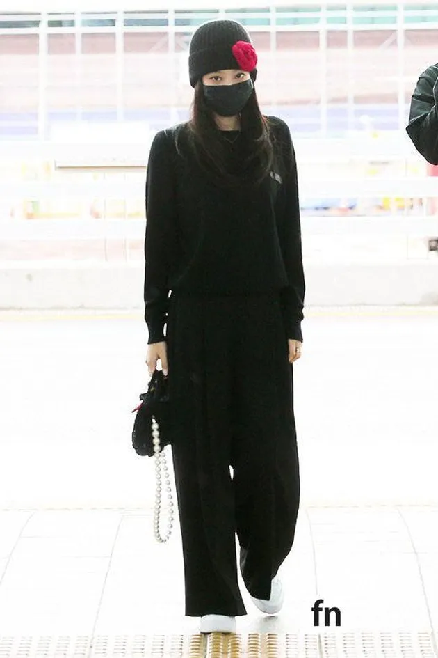 Jennie BLACKPINK Airport Fashion