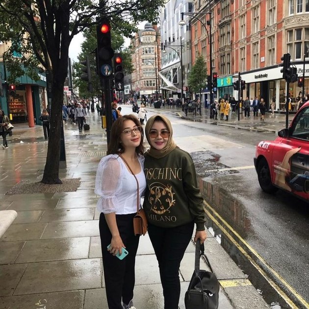 8 Photos of Yora Febrina, Mother of Nikita Willy, Beautiful and Stunning Just Like Her Daughter
