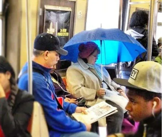 foto aneh, foto lucu, foto bikin ngakak, foto subway
