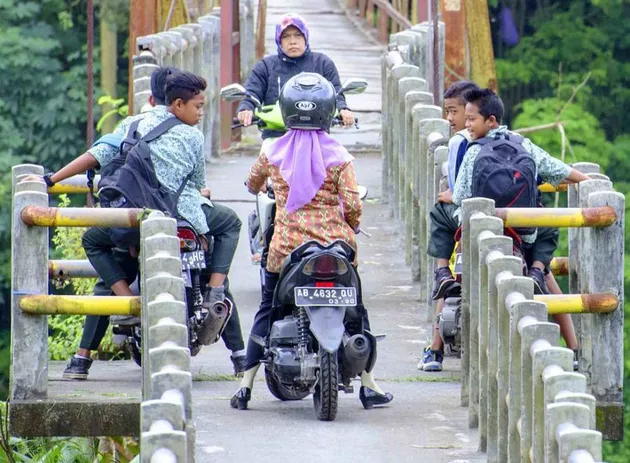 emak emak, power of emak, kelakuan emak