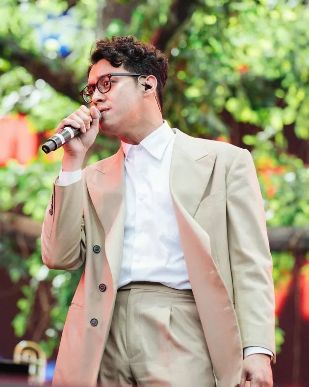 Lagu Ardhito Pramono yang cocok ketika patah hati