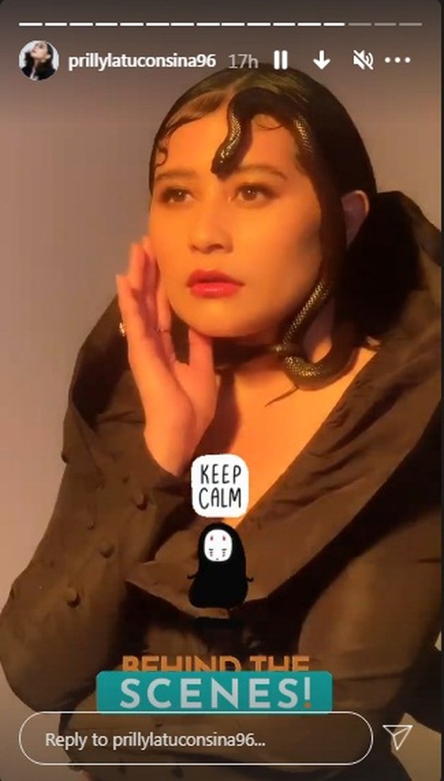 8 Latest Photoshoot Moments of Prilly Latuconsina with Real-life Props, Happy to be Called Similar to Vilain in Batman Movie