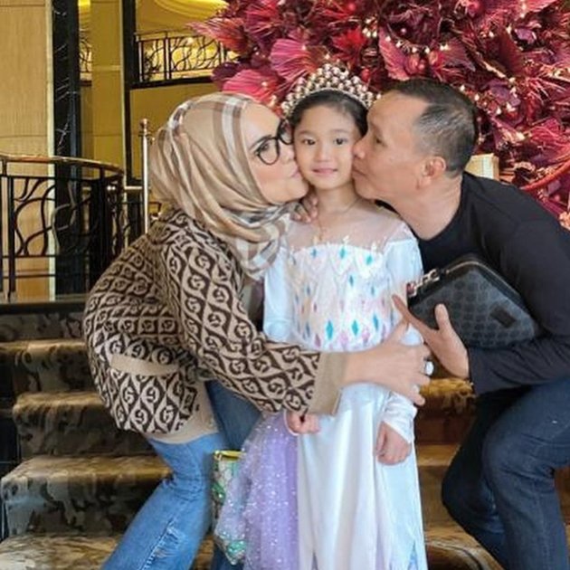 8 Exciting Moments of Bilqis' Birthday, Ayu Ting Ting's Daughter, Dressing Like a Princess from a Fairy Tale