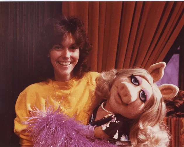 Karen Carpenter 1950-1983: Vokalis sekaligus drummer dari duo The Carpenters ini menderita gagal jantung setelah lama melawan anorexia.