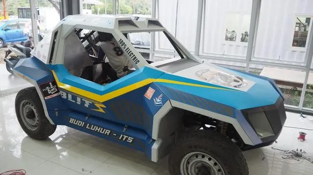 mobil listrik, blits, mobil listrik ITS