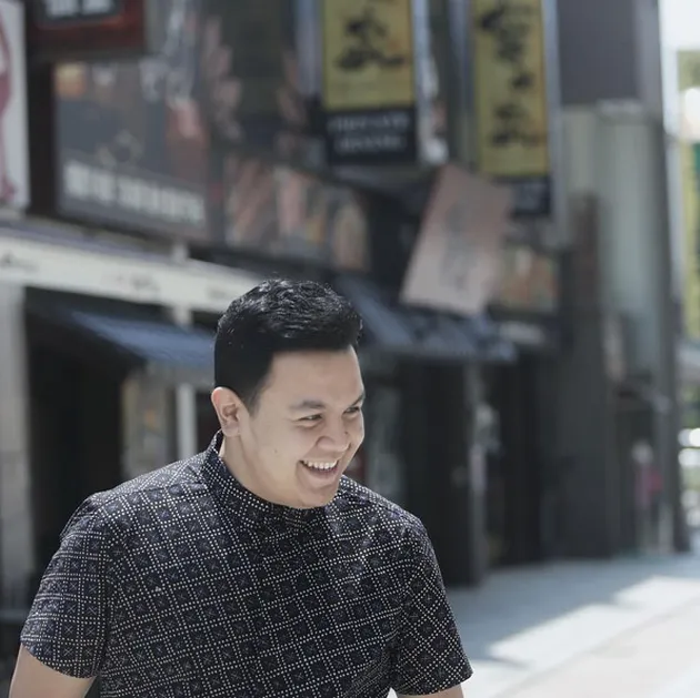 8 Penggalan Lirik Lagu Tulus Yang Cocok Jadi Caption Instagram