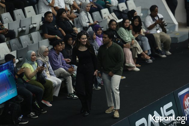 8 Photos of Aaliyah Massaid and Thariq Halilintar Watching Sport Party: Clash of Celebrity, Getting Closer