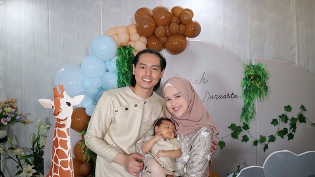 8 Photos of Cut Meyriska & Roger Danuarta's Child Akikah, Zoo-themed - Matching Outfits with Father
