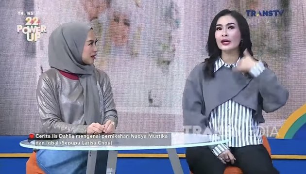 8 Portraits of Iis Dahlia Speaking Out About Not Attending Nadya Mustika's Wedding - Previously Gave Advice to Not Rush into Marriage