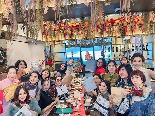 Agenda pertemuan Geng Kepompong