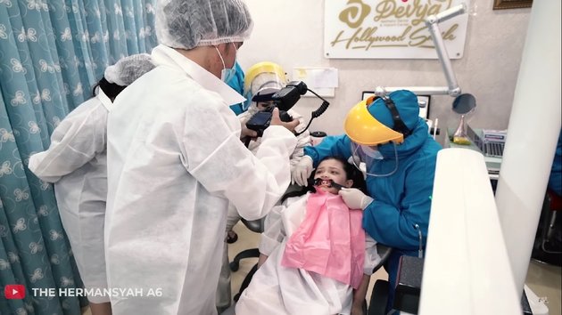 8 Portraits of Arsy Hermansyah Now Wearing Braces, Netizens Comment on Her Age Being Too Young