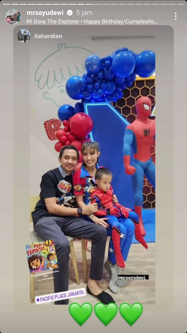 8 Portraits of Ayu Dewi and Regi Datau Celebrating Their Child's Birthday Together Amidst the Issue of Her Husband's Infidelity, Always Smiling - Seen Harmonious