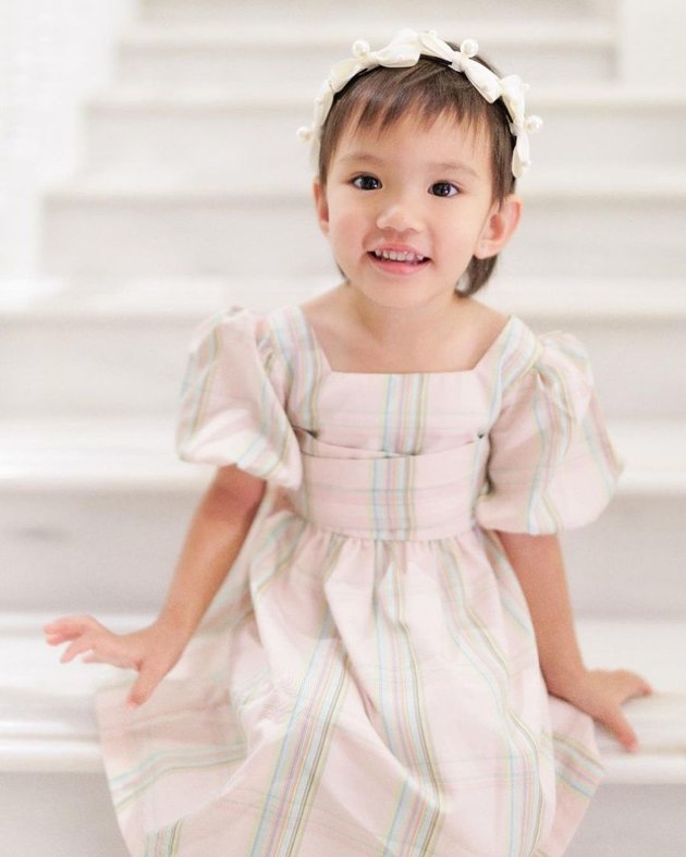 8 Photos of Baby Claire, Shandy Aulia's 3rd Birthday, Looking Beautiful in a Luxurious Dress - Making Parents Happy