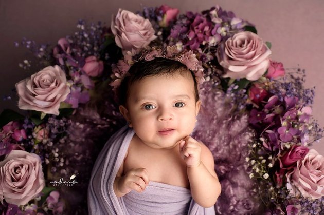 8 Potraits of Baby Guzel, the Beautiful Daughter of Ali Syakieb and Margin Wieheerm, with Round and Beautiful Eyes - Will She Be Lesti Kejora's Future Daughter-in-Law?