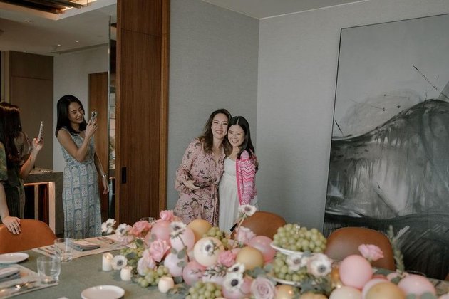 8 Portraits of Valencia Tanoe's Luxurious Baby Shower Held at Her Own Father's 6-Star Hotel, Welcoming a Baby Girl Soon - Revealing the Initials of the Little One