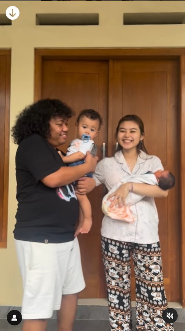 8 Portraits of Marshel Widianto's Happiness with His Children, Admitting to Being Overwhelmed Taking Care of His Two Sons - Often Arguing with His Wife