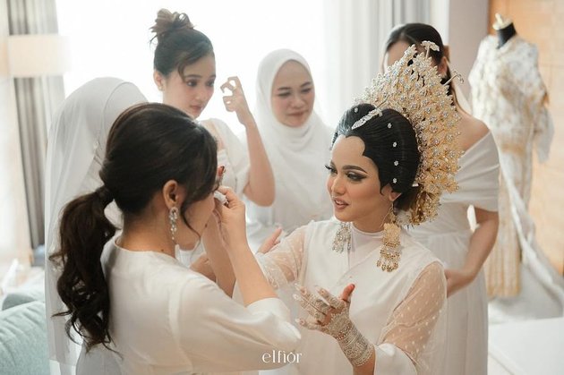 8 Beautiful Portraits of Bridesmaid Putri Isnari, Including Selfi Yamma and Nia LIDA - Angelic Aura
