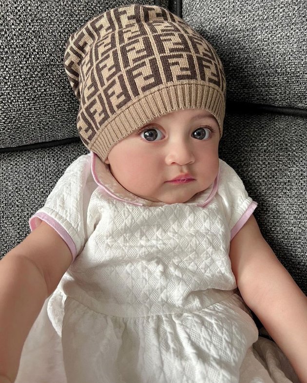 Inilah potret terbaru Baby Guzel yang diunggah oleh Margin dalam akun Instagram-nya pada Kamis (5/5) kemarin.