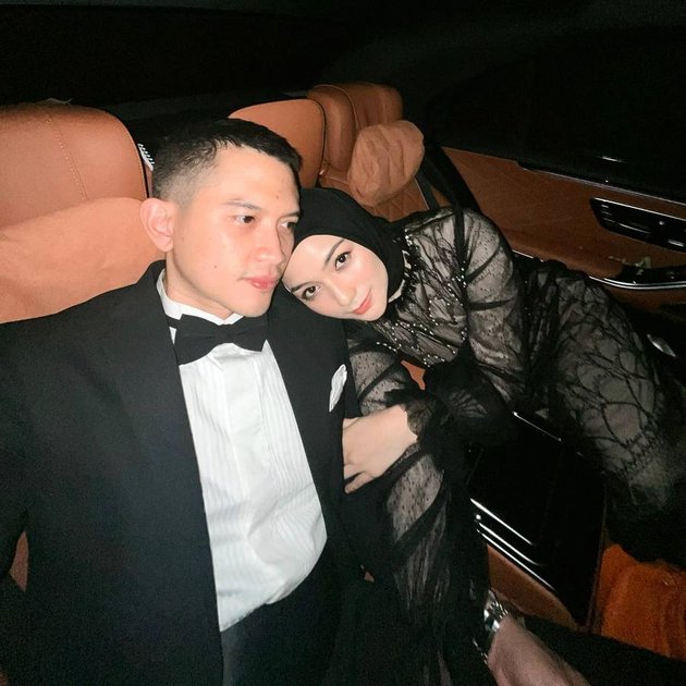 8 Potret Citra Kirana Openly Admitting Not Regretting Choosing Rezky Aditya as Husband, Netizens Claiming She's Just Pretending to be Happy