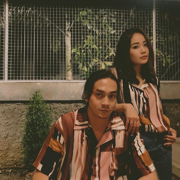 8 Portraits of Dimas Andrean and His Wife, Who Are Getting Closer, Still Harmonious Even Though They Haven't Had Children for 12 Years