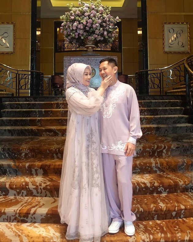 8 Photos of Fitri Carlina and her Pilot Husband who Often Have Long Distance Relationships, Still Harmonious and Romantic Despite Not Having Children Yet