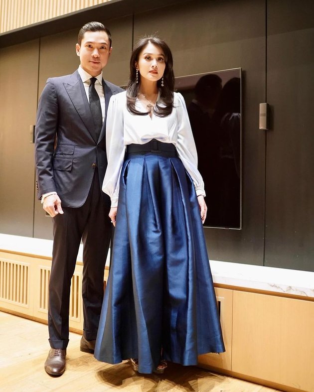 8 Portraits of Sandra Dewi's Stylish Wedding Style, Perfectly Matched with Her Husband, Called Princess and Prince of Heaven - Netizens Focus on Her Hair