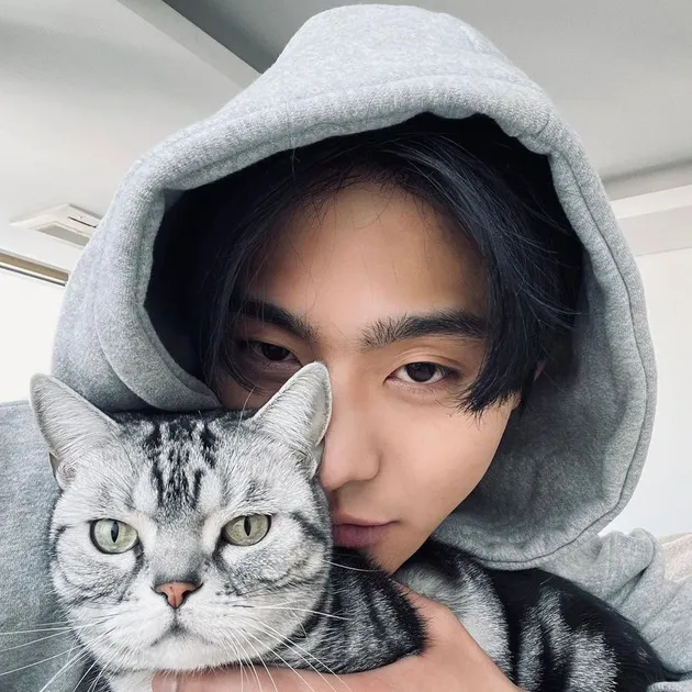 Artis Korea bersama Hewan Peliharaan