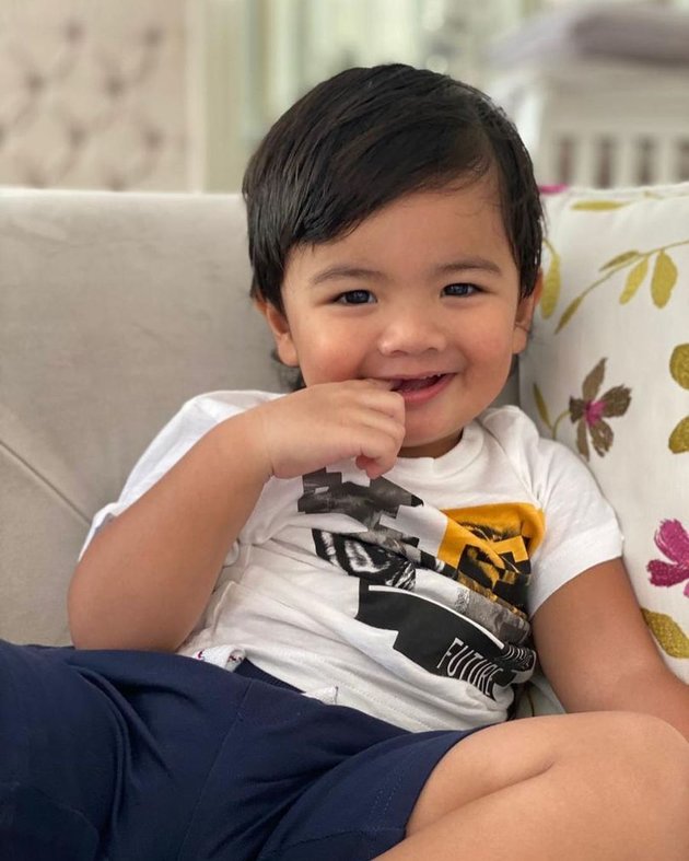 8 Adorable Photos of Jebat Jayden, Noor Nabila's Stepson who is now Engku Emran's Adopted Child