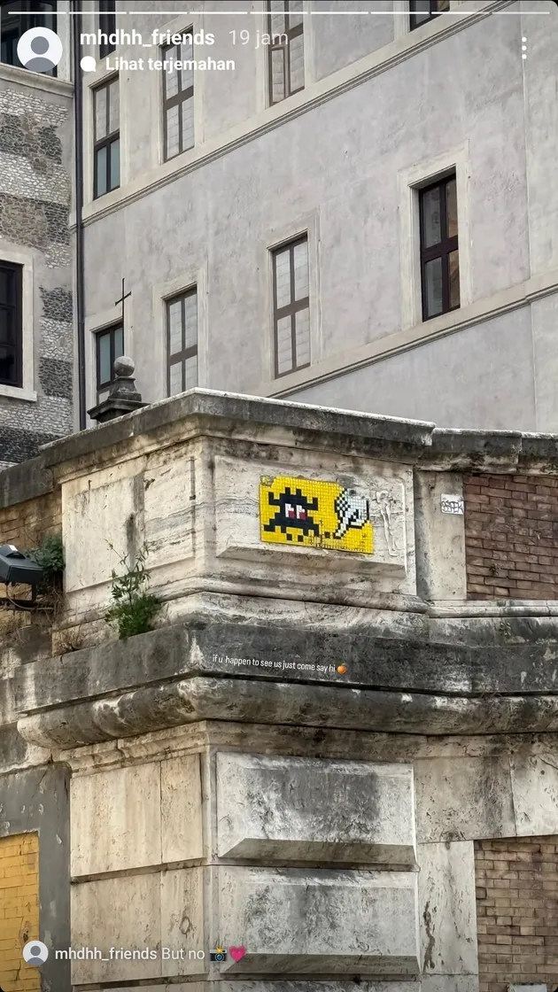 Hanni dan Minji Nikmati Liburan di Roma