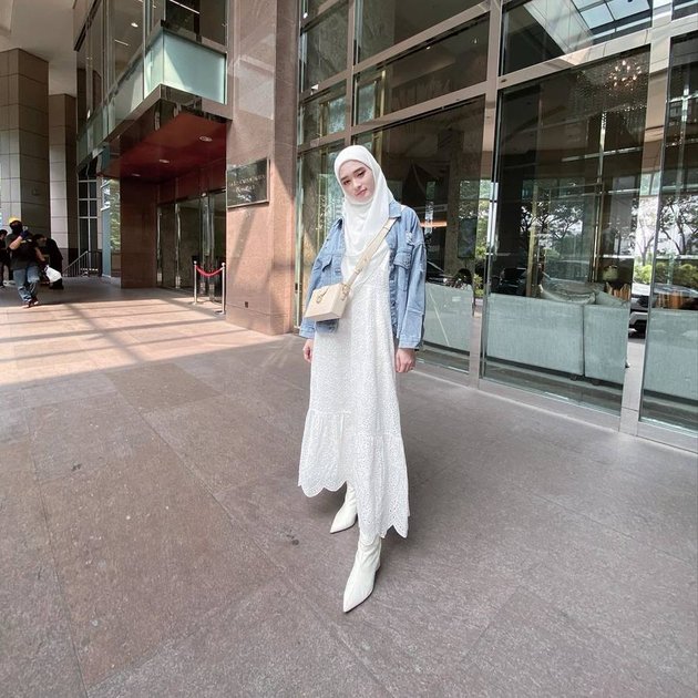 8 Photos of Inara Rusli Who is Accused of Showing Off Her Body Curves ...