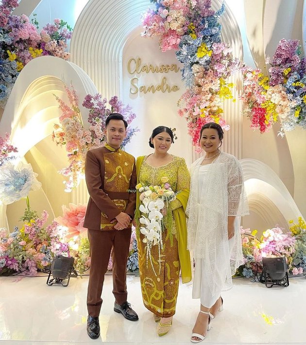 8 Portraits of Influencer Clarissa Putri Officially Engaged - Proposed Three Times