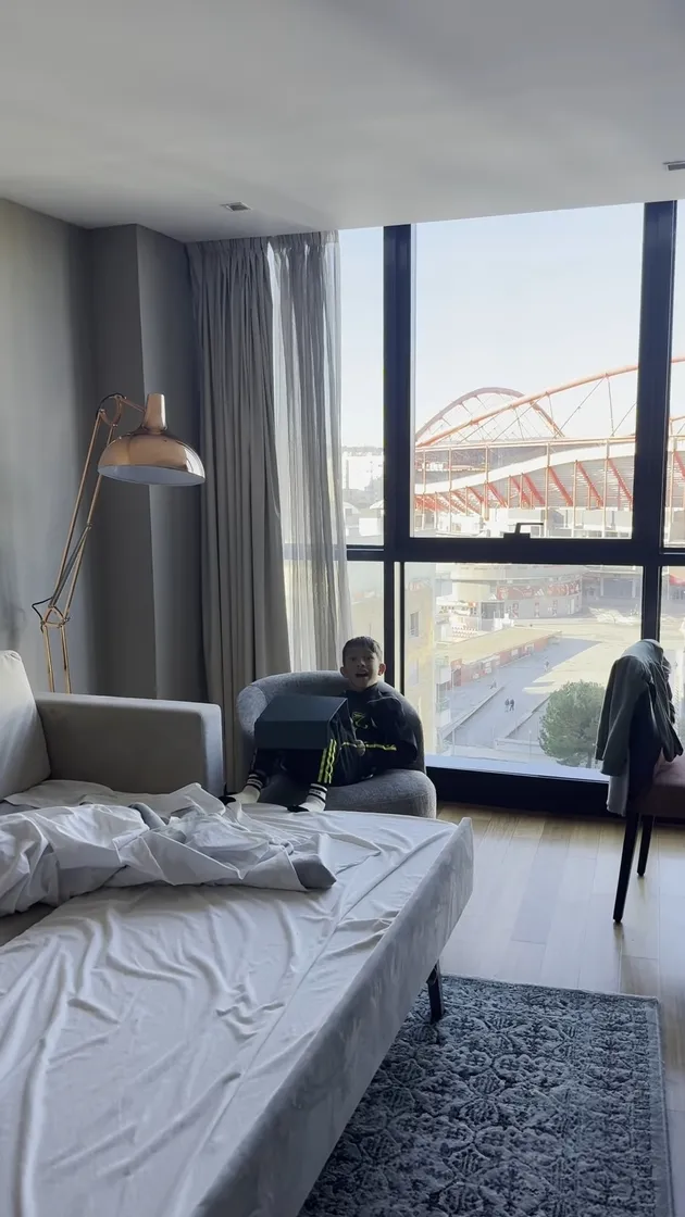 Irfan Bachdim Beri Kejutan Kenji