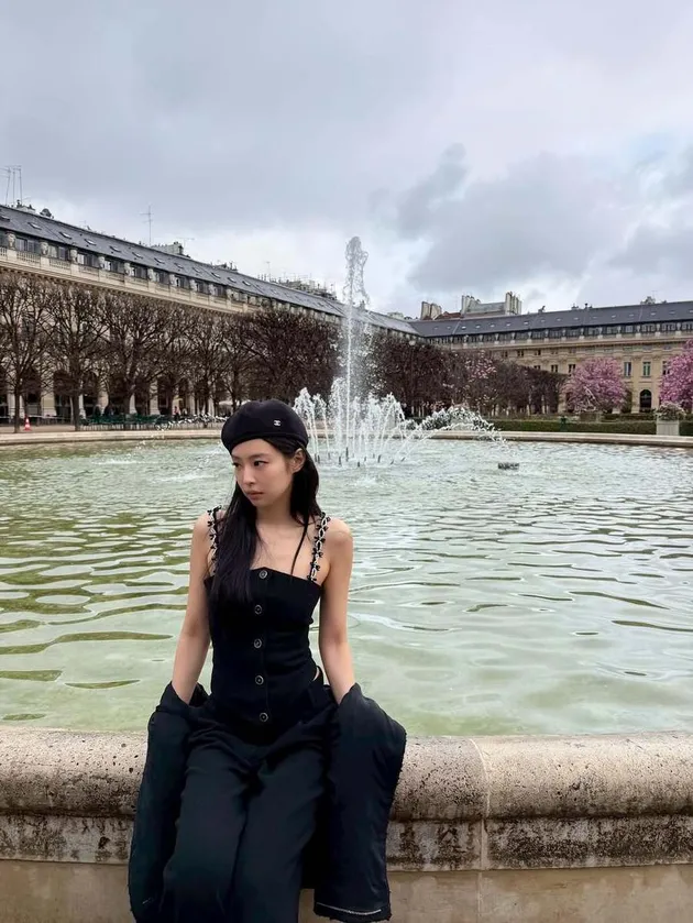 Potret Jennie BLACKPINK jadi wajah utama Chanel Fall-Winter 2025/26