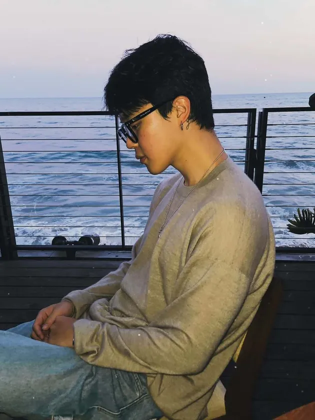 Potret member BTS liburan 
