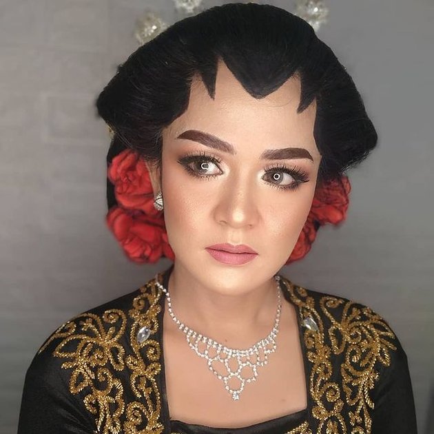 8 Latest News Photos of Caca, Former Wife of Andika from Kangen Band After Being Involved in Drug Case, Wearing a Wedding Dress - Rumored to Get Married Again