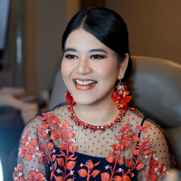 8 Photos of Kahiyang Ayu at a Fashion Show, Beautiful and Elegant - Netizens Focus on Kaesang Pangarep Instead