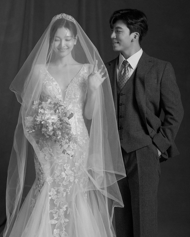 8 Portraits of Kim Yoo Jung's Sister, Kim Yeon Jung, Who Just Announced Her Marriage