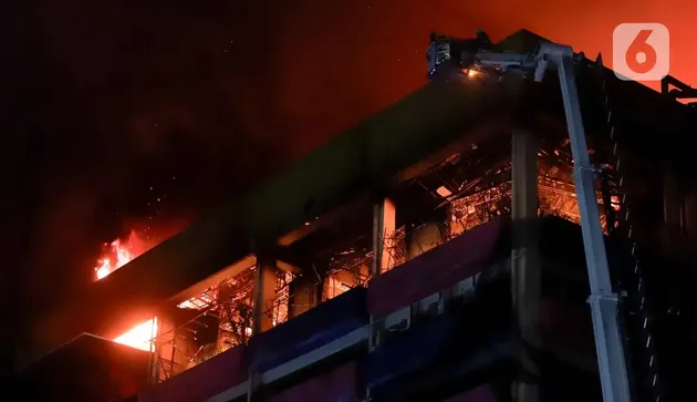 Kebakaran Glodok Plaza